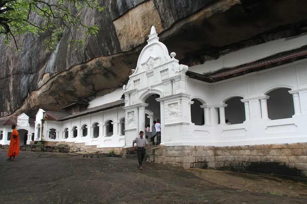 Dambulla Cave Temple
